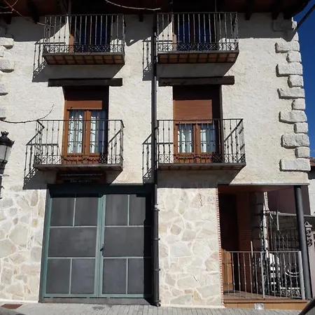 Plaza De La Villa 24 Rascafría Exterior photo